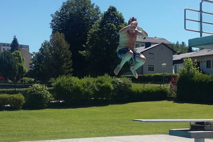 Schwimmkurs der ersten Klassen