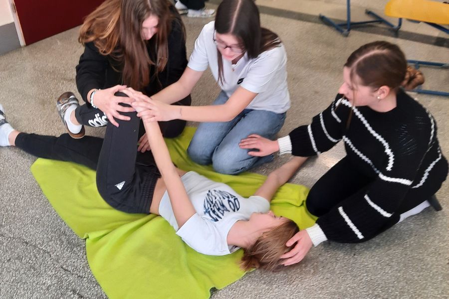 Erste-Hilfe-Kurs der 4. Klassen